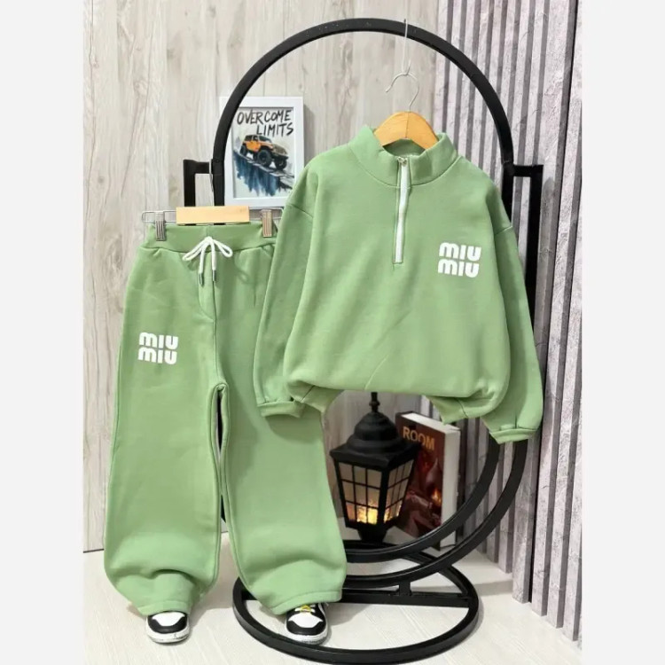 ست بلوز نیم زیپ و شلوار توکرکی مدل Miu Miu