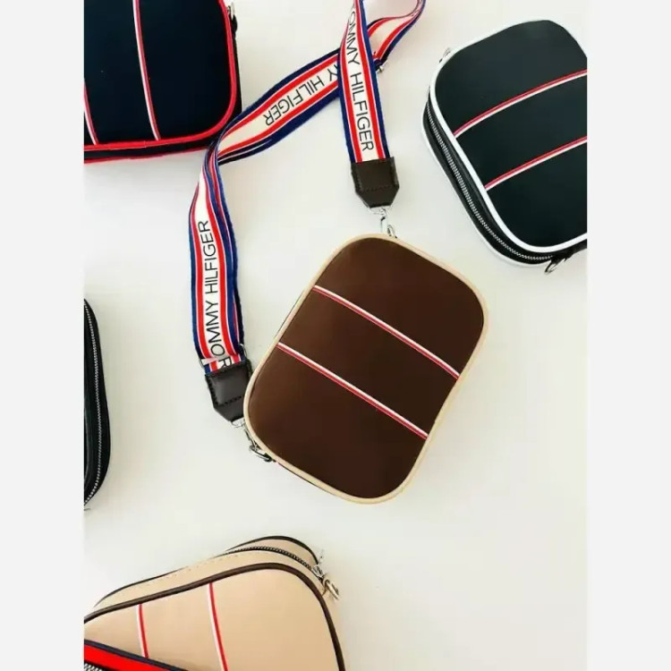کیف اسپرت شیک و ترند TOMMY دو خط با بند پهن دوشی